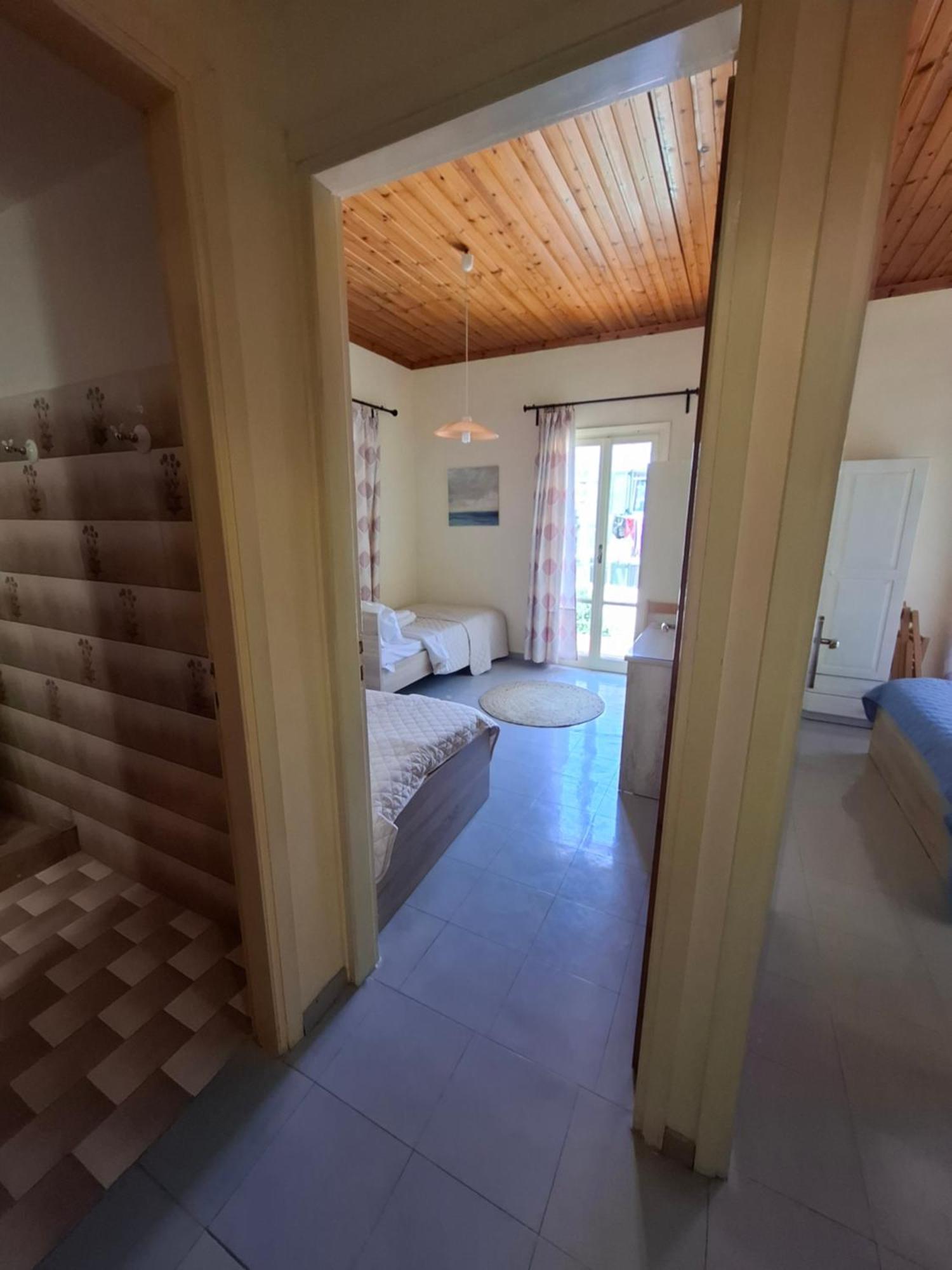 Old Harbor Apartments Spetses Town Ruang foto